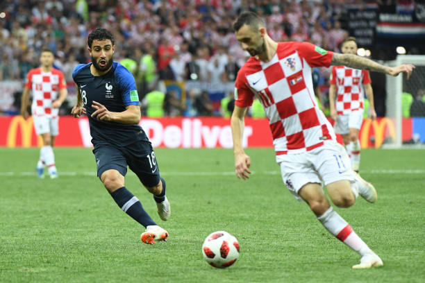 进行类似的 进行类似的