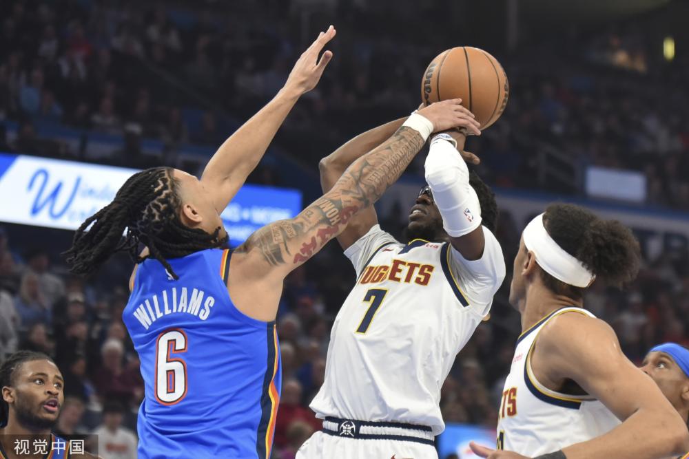 围内具有影 围内具有影