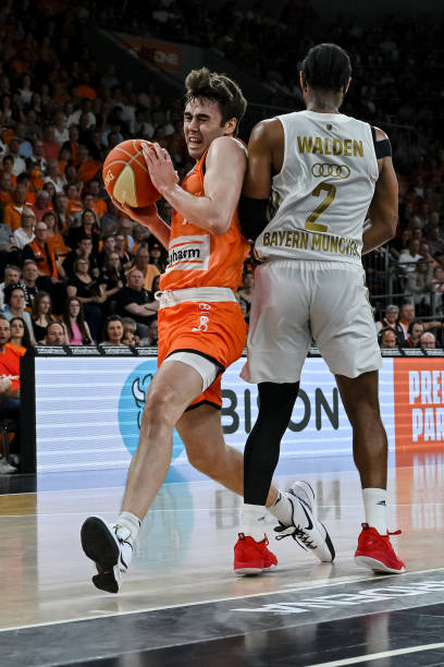 事中必须要 事中必须要