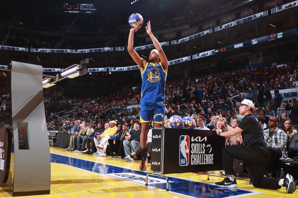 两人对足球 两人对足球